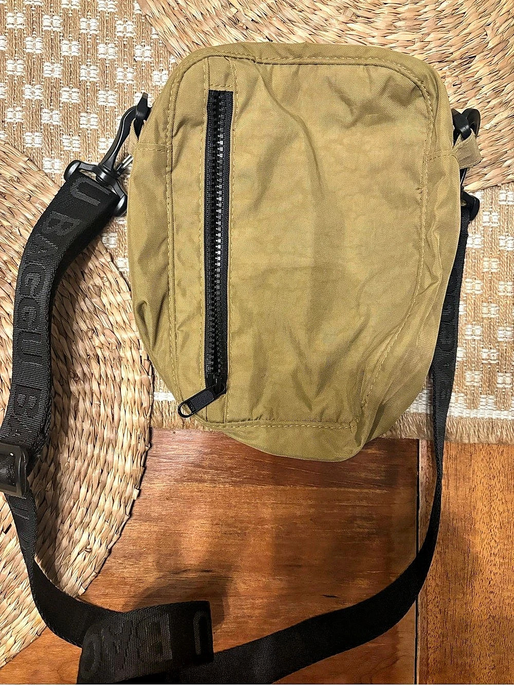 Baggu Crossbody Belt Bag